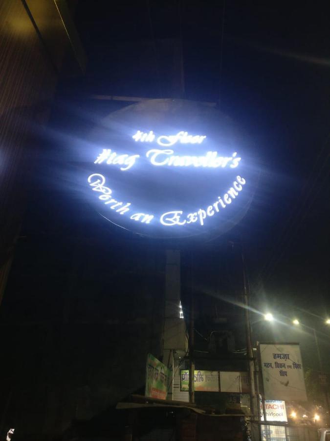 Hashtag Traveler'S Hostel Lucknow Exterior foto